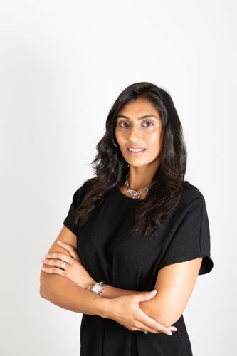 Dr Asha Patel - Innovating Minds