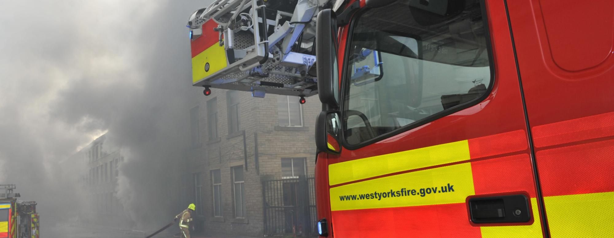 FREQUENTIS: UK’s first cloud-based emergency control room deployed for West Yorkshire Fire and Rescue Service