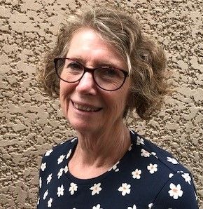 Speaker profile image for Elizabeth Eades