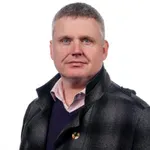 Peter Egan