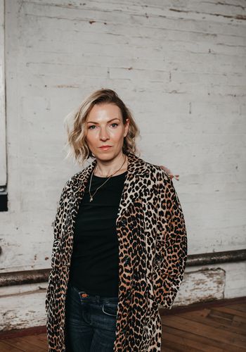 Speaker profile image for Lorna Leeson