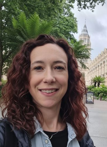Speaker profile image for Louise Fernand