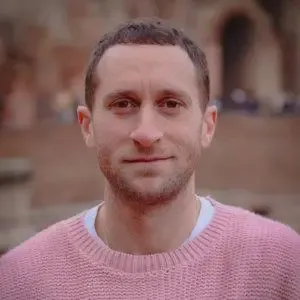 Speaker profile image for Oliver Henry