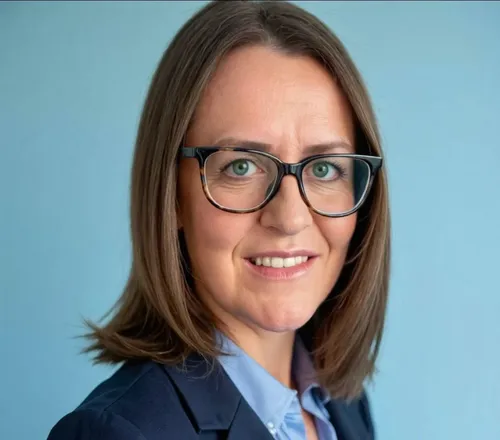 Speaker profile image for Nicola Bullen