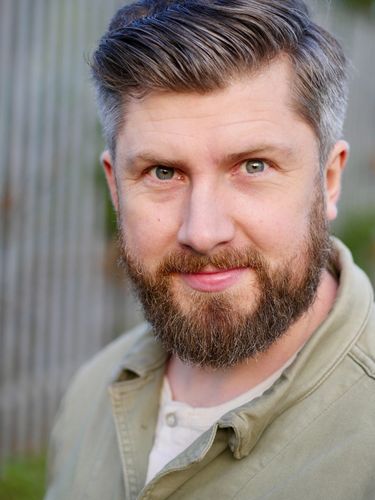 Max Saunders-Singer - Drama Studio London