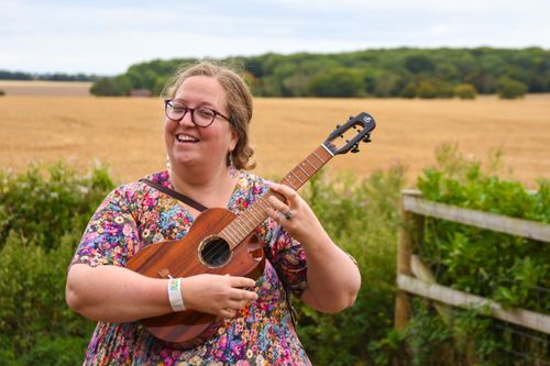Tara Maysey - London Ukulele Project