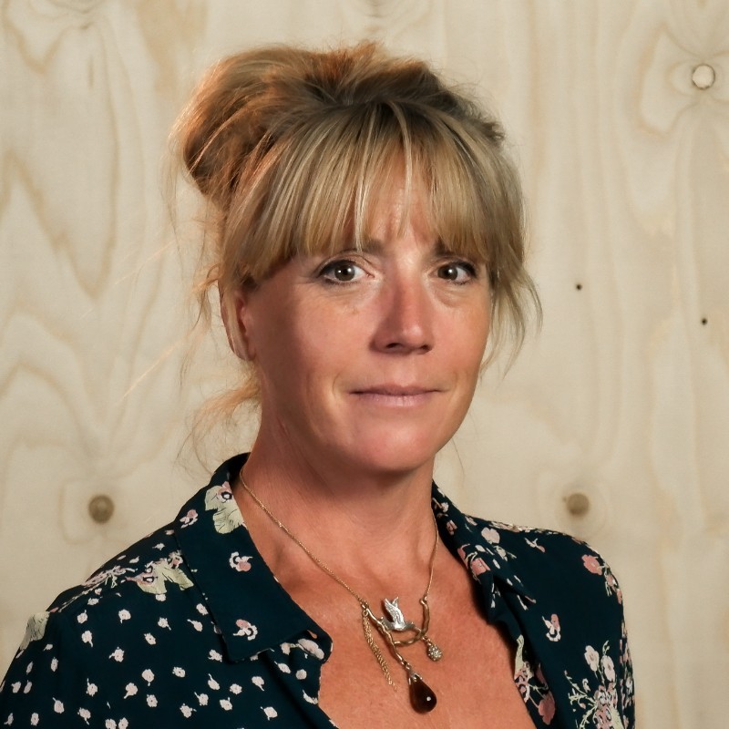 Lynn Howes - Drama Studio London