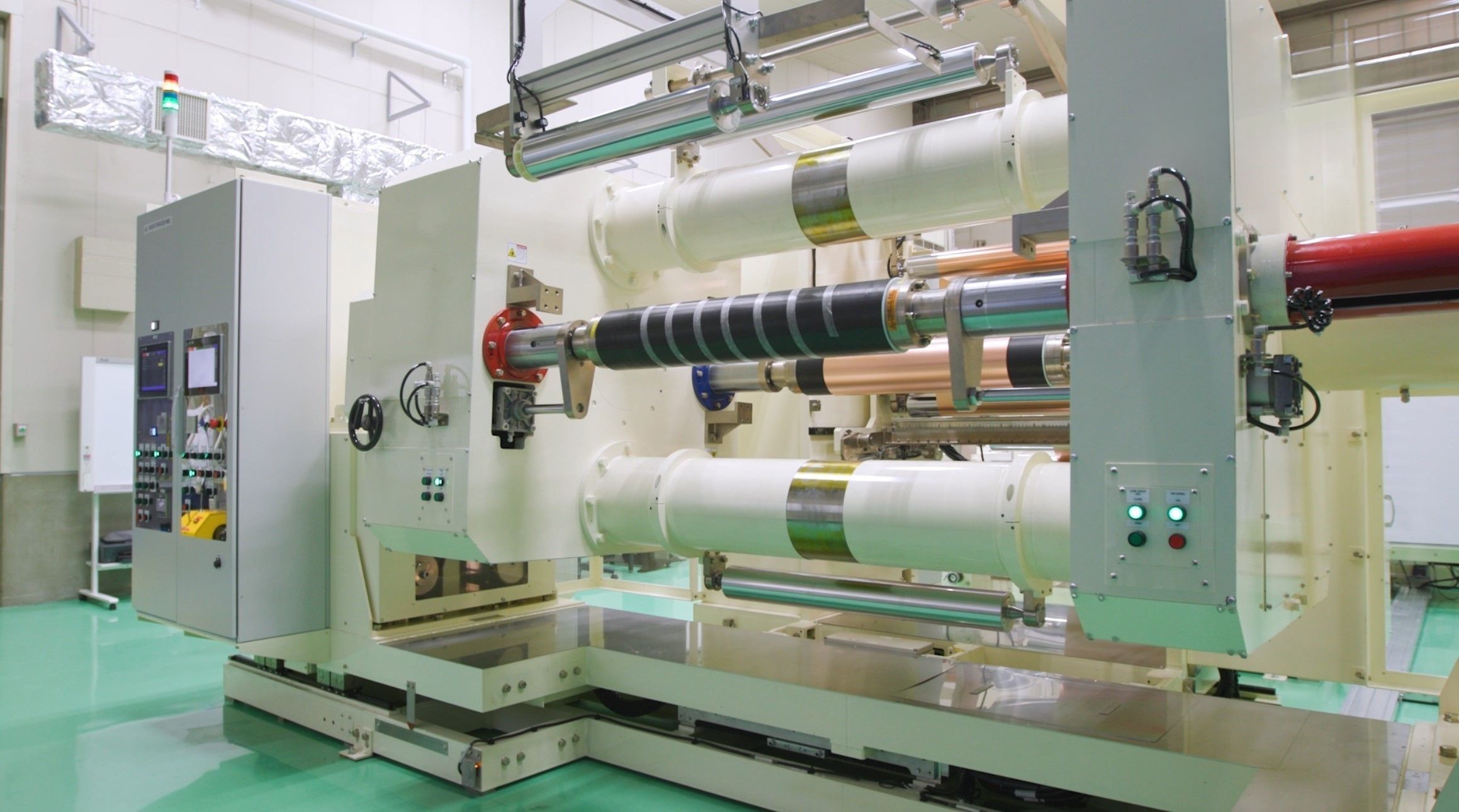 Siemens empowers Hirano to maximize quality and performance in battery manufacturing