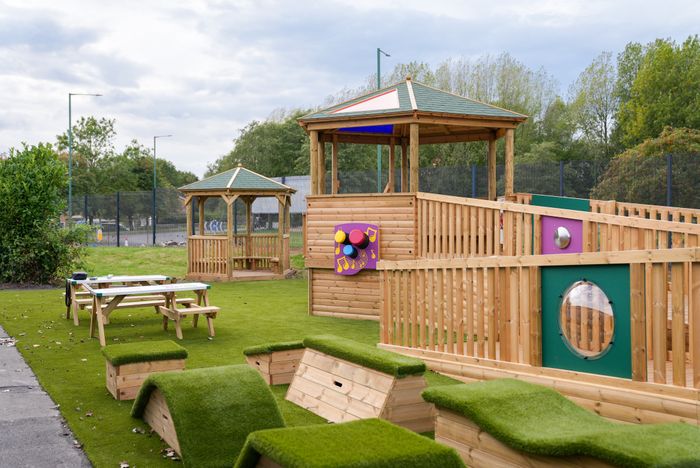 West Lancashire Community High School - KS3 Bespoke Accessible Gazebo Area