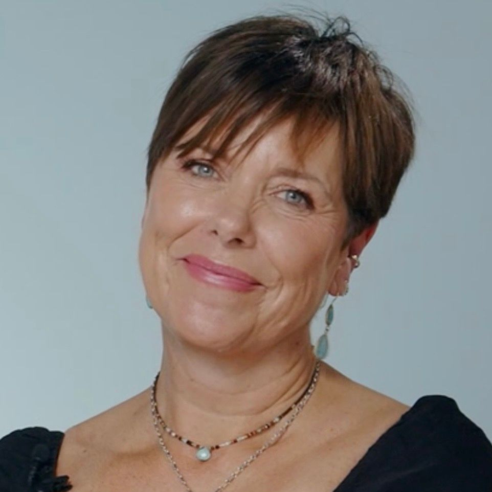 Speaker image for Lynne Garton