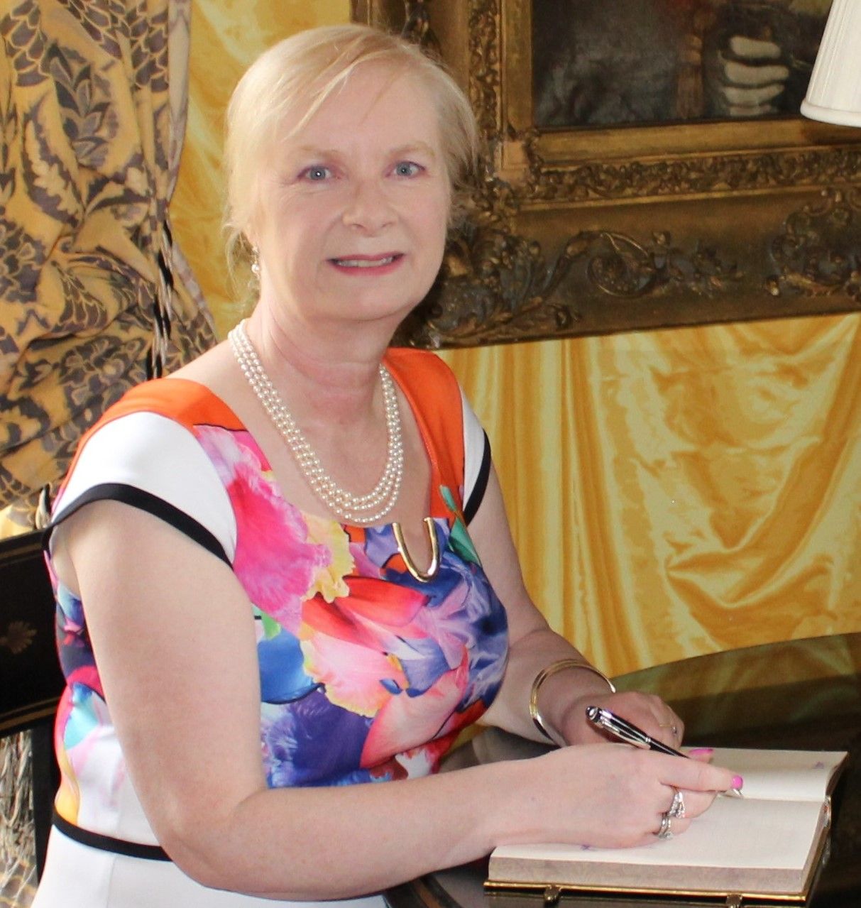 Speaker image for Laura Stewart