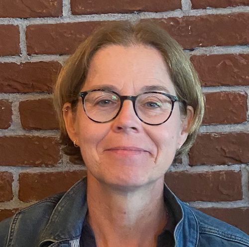 Speaker profile image for Deb Gompertz