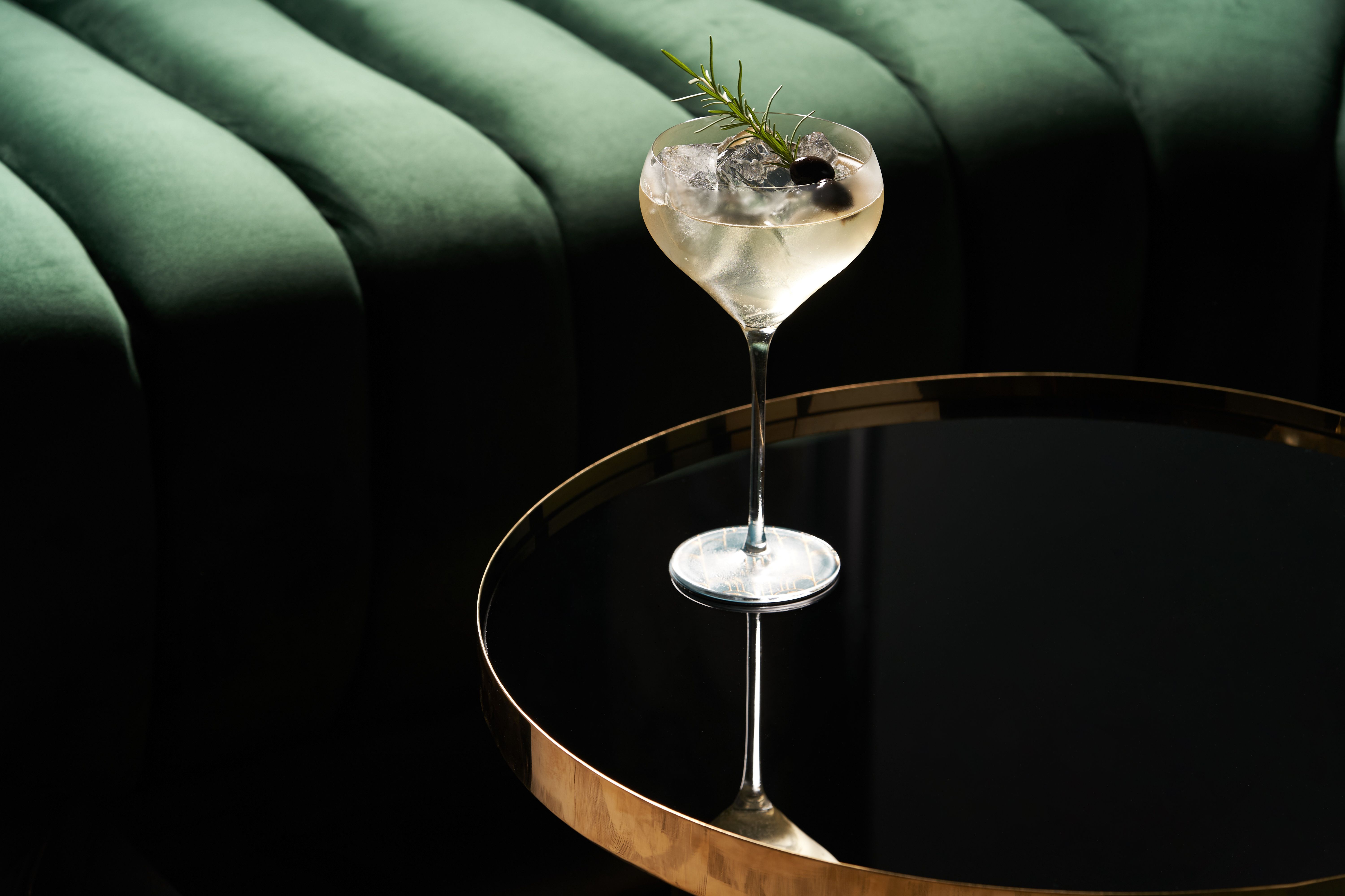 Full Bar Service With Mobile Bar
