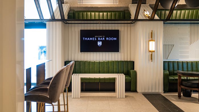 Thames Bar Room