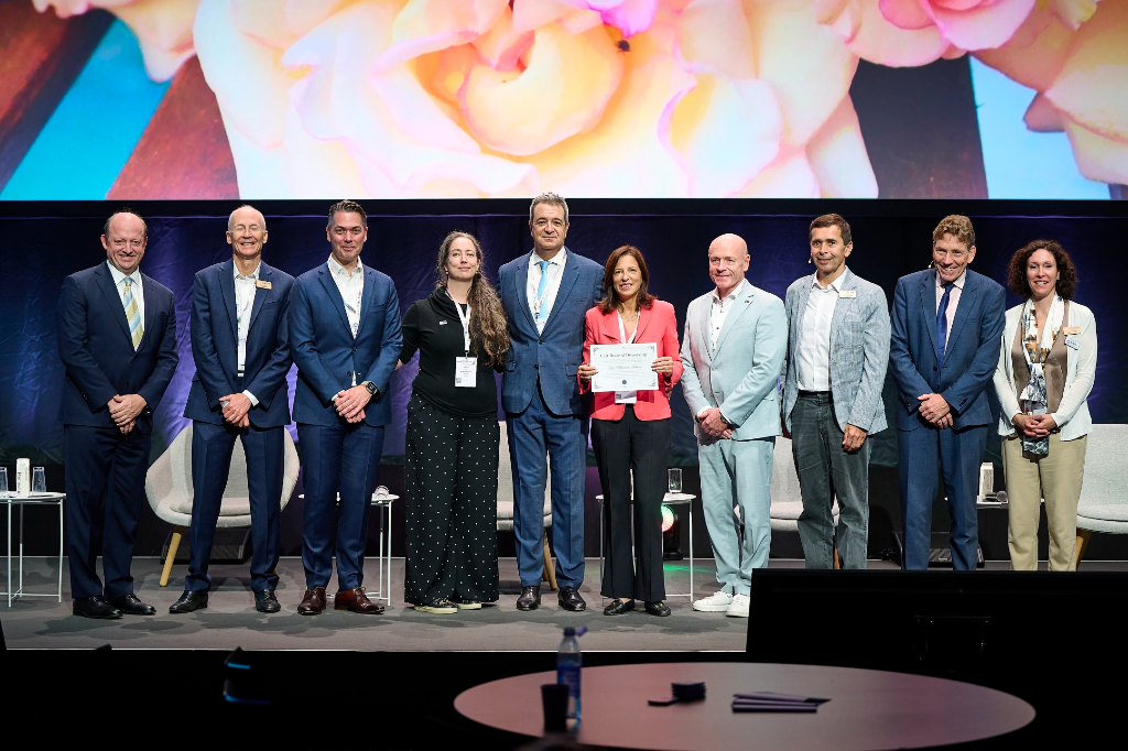 43rd Annual Congress of the European Society of Cataract and Refractive Surgeons, by MCI