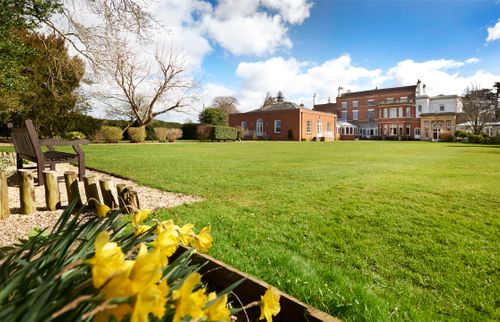 Hilton Puckrup Hall - Golf, Spa & Onsite Activities