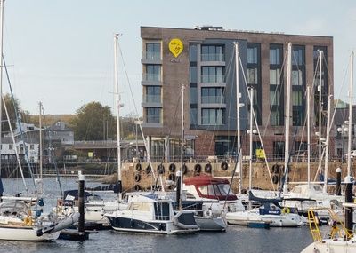 Tŷ Milford Waterfront