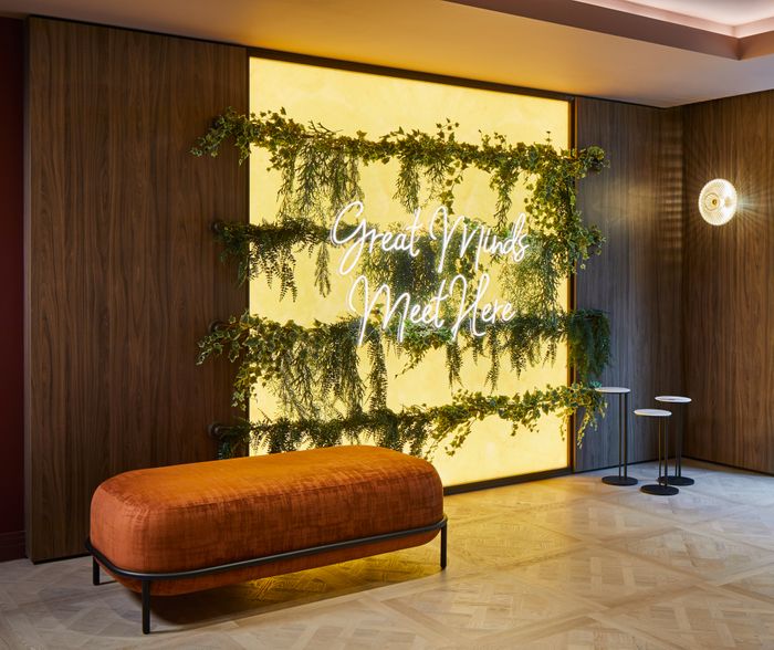 Ground Floor Meeting Zone - The Hub - Leonardo Royal London St Paul's