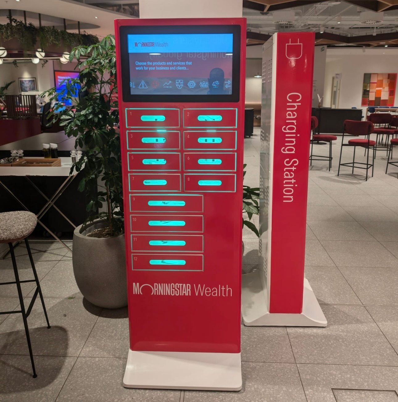 Electronic 12 Bay Locker