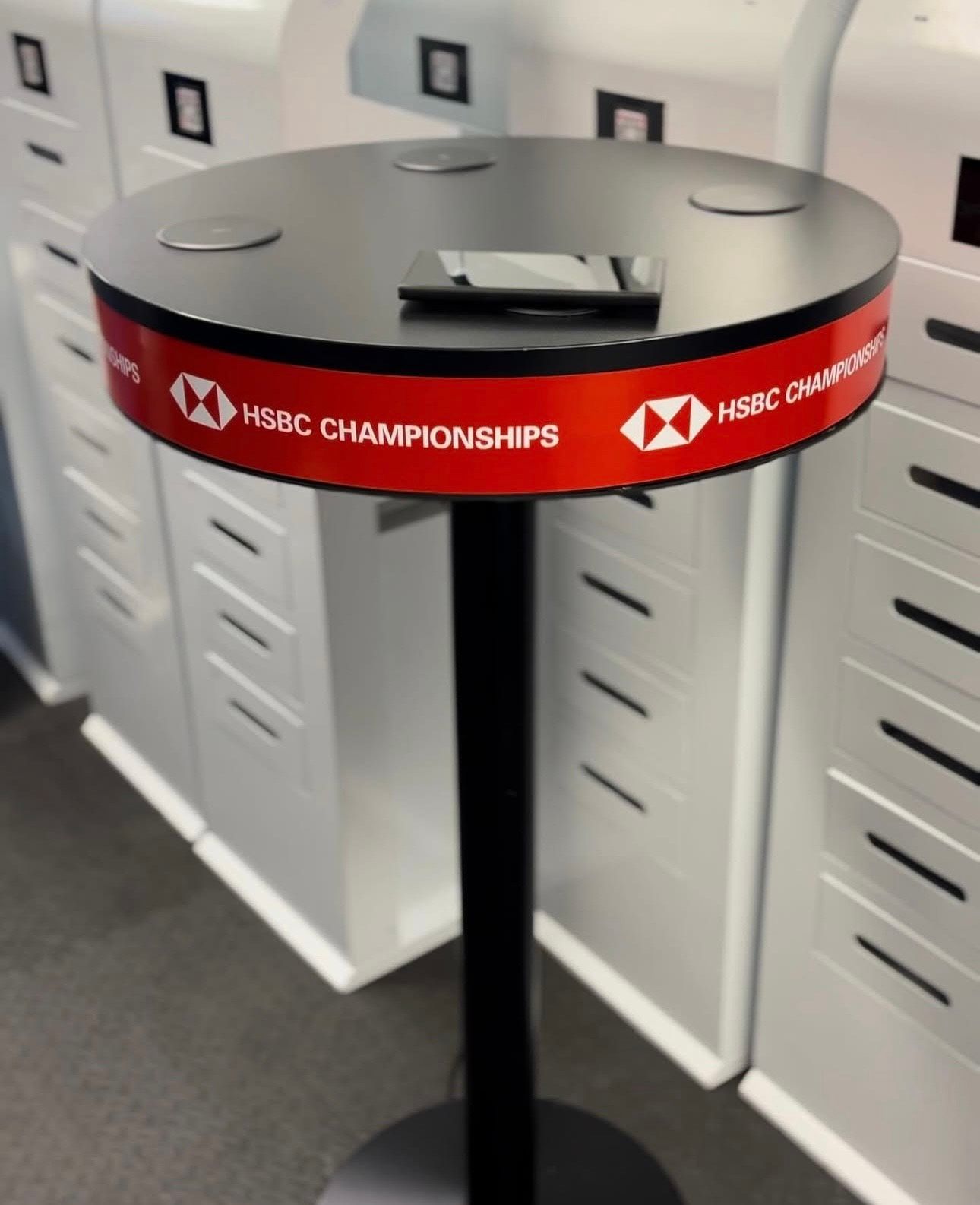 Mains Charging Table