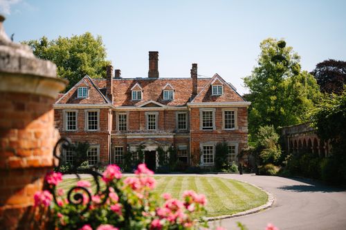 An overview of our hotels and estates. 