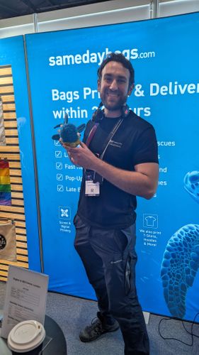 samedaybags.com at Confex 2025