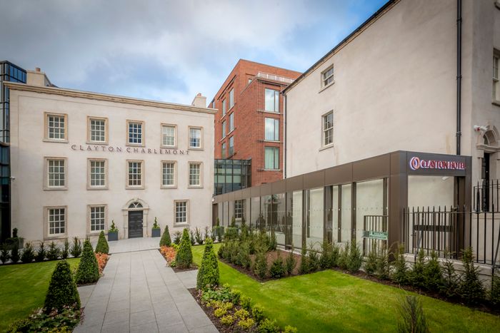 Clayton Hotel Charlemont; the perfect place for business and leisure in Dublin