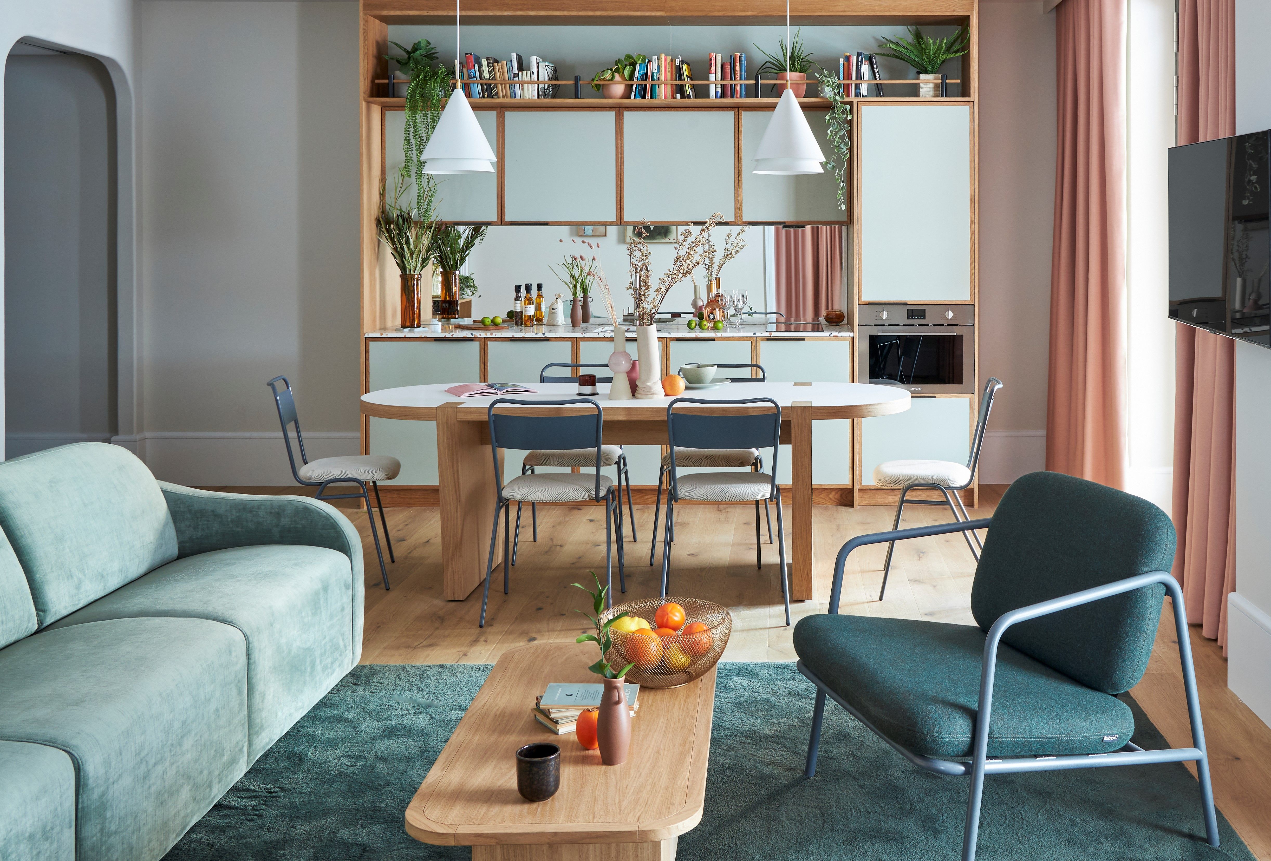Pioneering lifestyle aparthotel brand, Locke, opens Turing Locke alongside the UK’s first Hyatt Centric hotel and new food and drink destinations KOTA and Dutch.