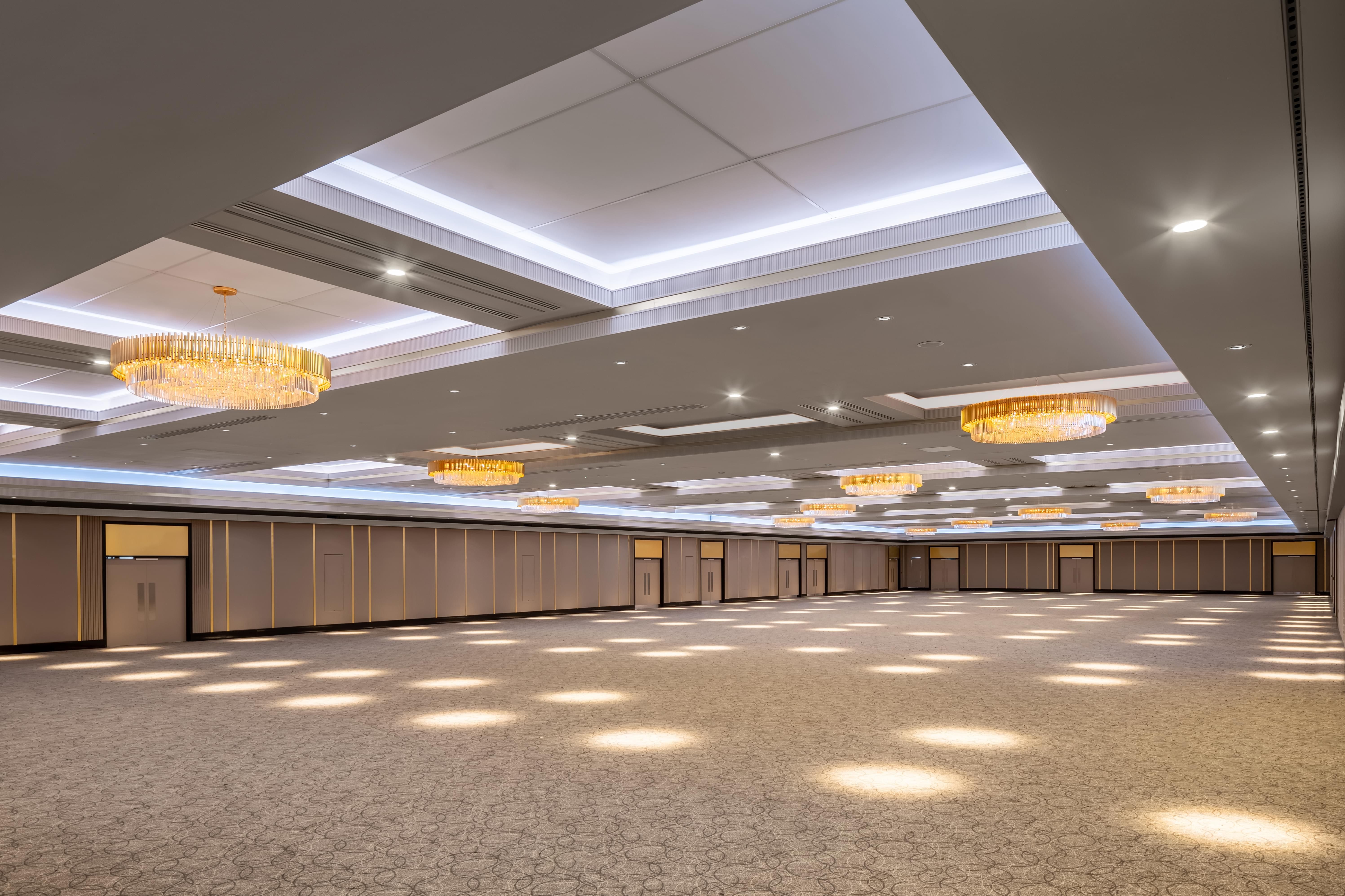 InterContinental London - The O2 introduces newest addition, the Peninsula Ballroom – a venue that epitomizes sophistication and versatility.
