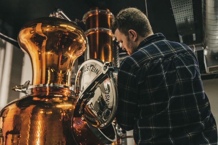 1881 Gin Distillery & Gin School