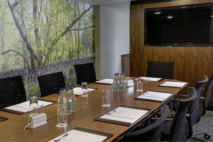 Instant Book - Meeting and Conference