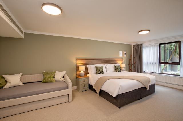 Deluxe 1 Bed Apartment