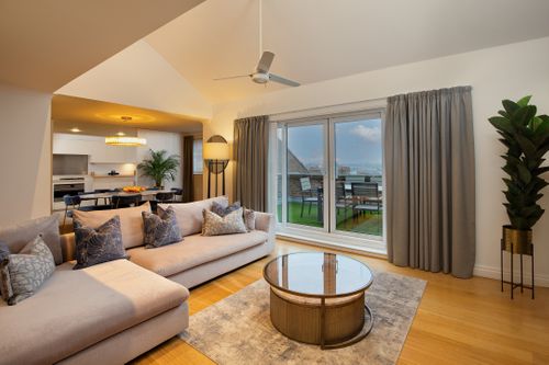 The Luxury 3 Bed Penthouse