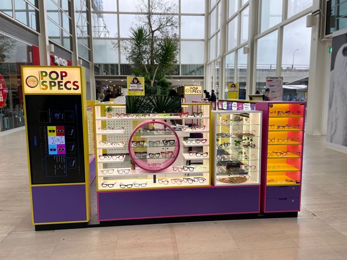 New Central Milton Keynes store offers prescription glasses ready to