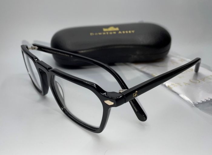 Downton Abbey Eyewear 