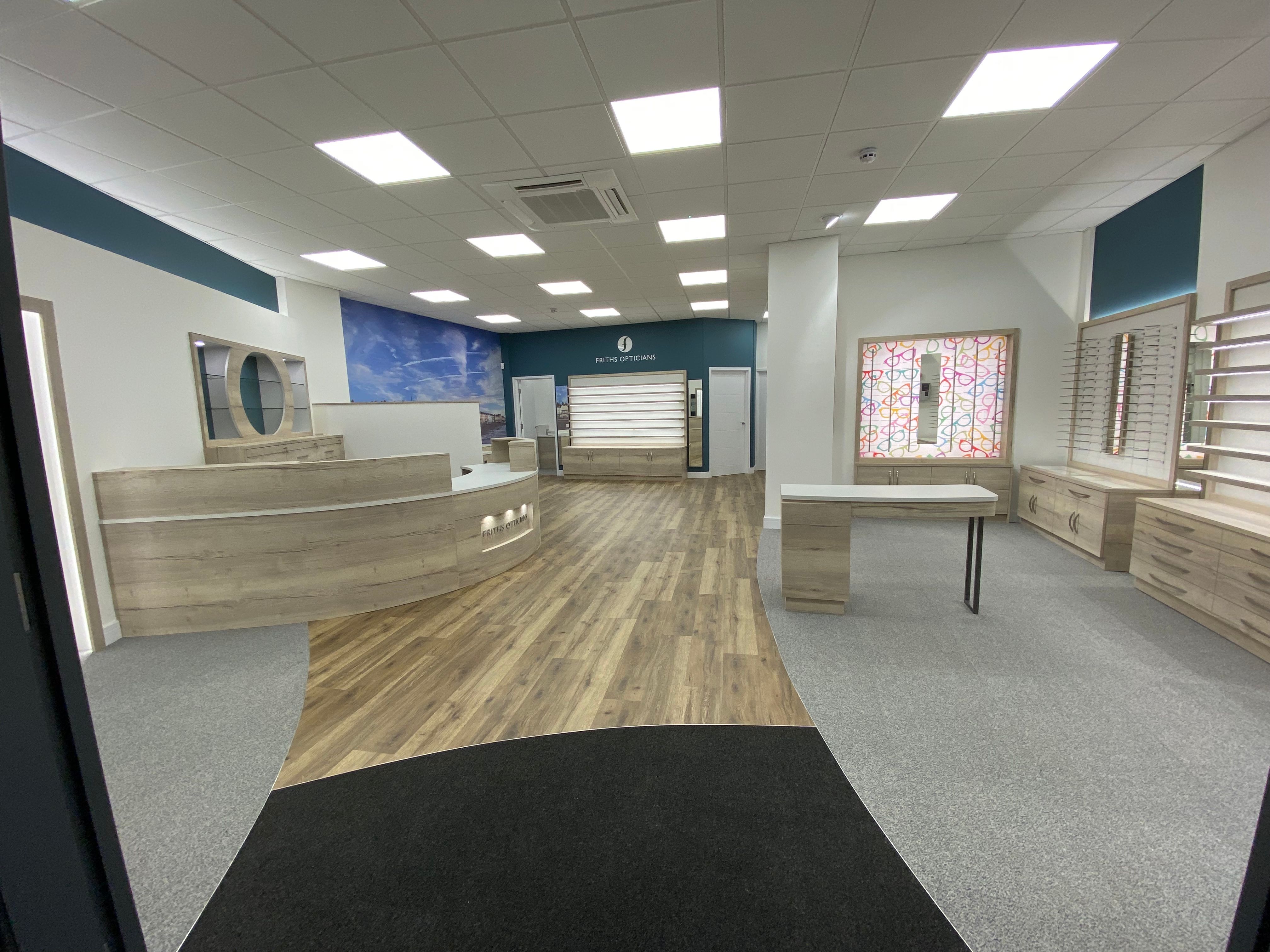CR Bespoke Shopfitting