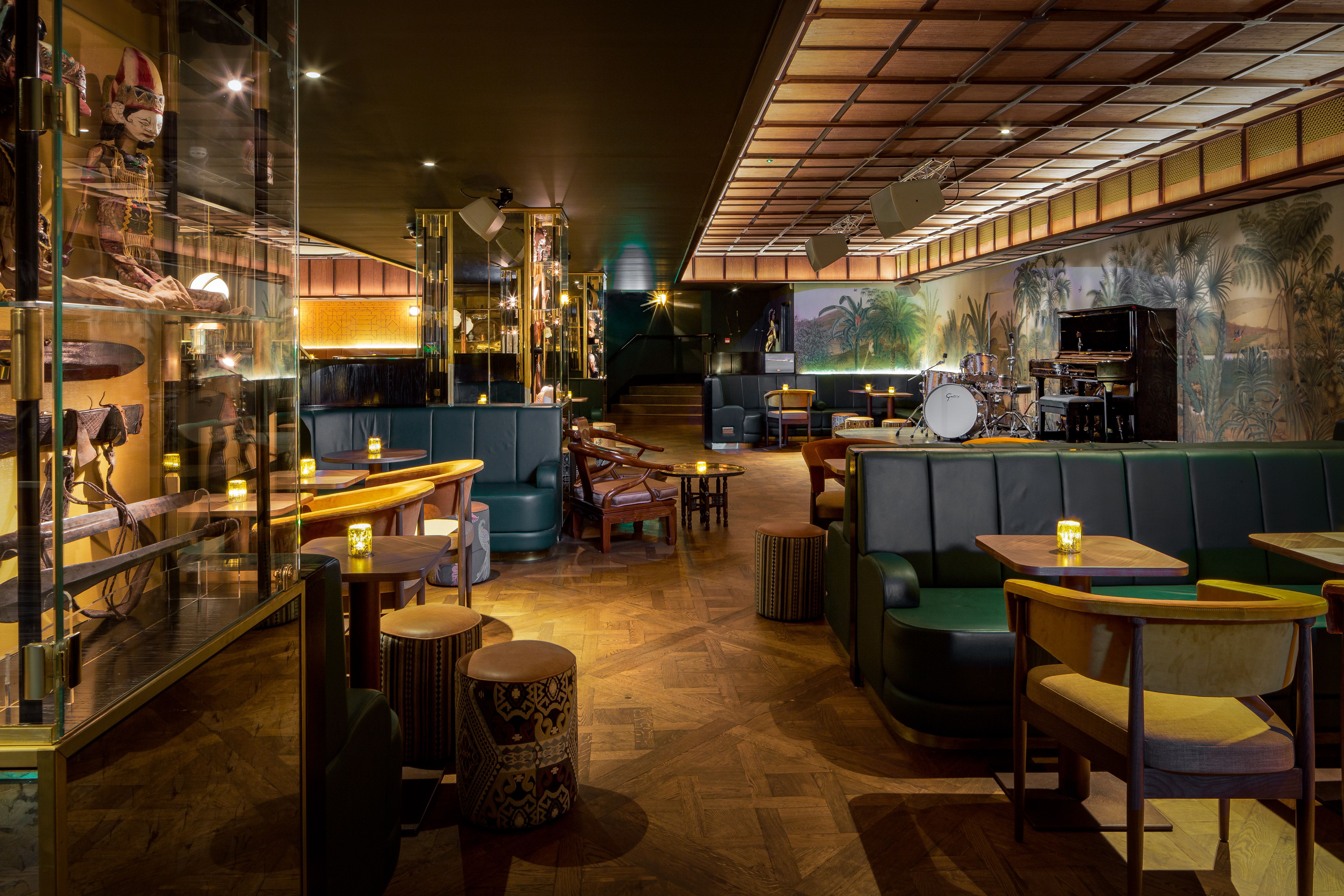 Oriole Bar