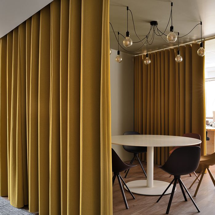 Sound-absorbing acoustic curtains