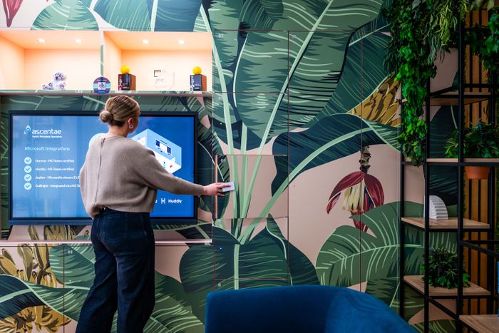 Simplicity Smart Lockers