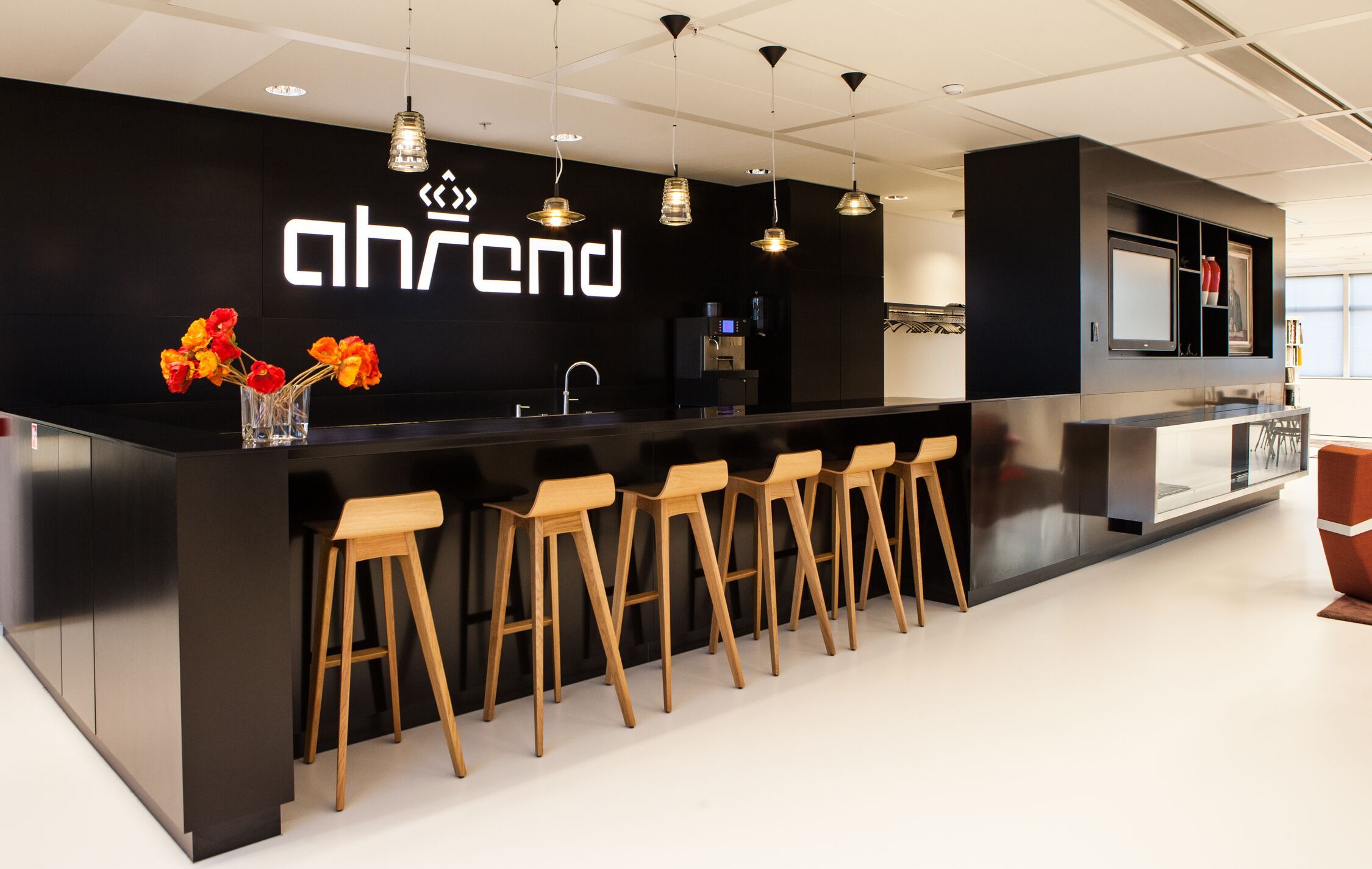 Ahrend UK