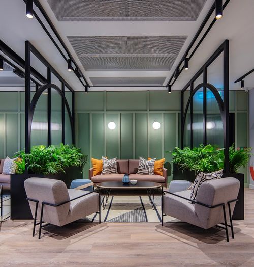 Vantage Spaces