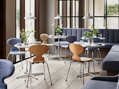 ANT CHAIR WITH FRONT UPHOLSTERY