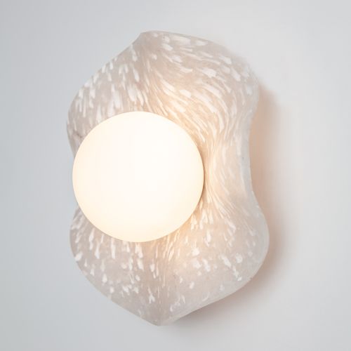 Florence Wall Light in Oyster and Onyx