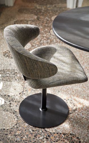 more novelty 2026: LUZ swivel chair