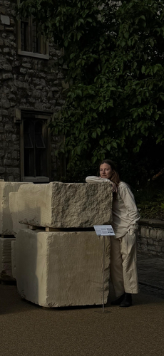 A Room of Stone Fragments_4