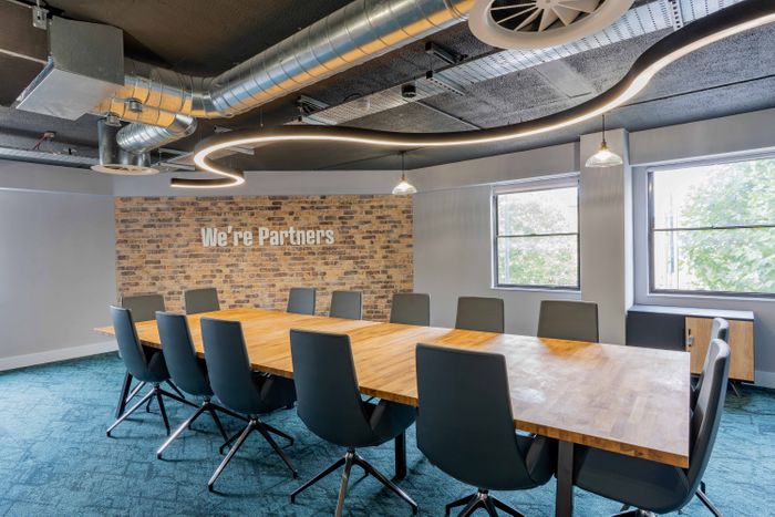 Floe-Line Curved Lighting Range