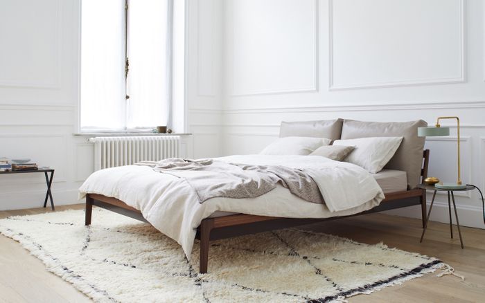 SOVA bed