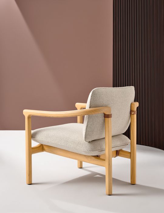 Nigiri Armchair