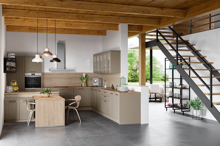 Shaker doors in trendy colours