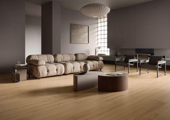 Essence: new lustre for porcelain stoneware